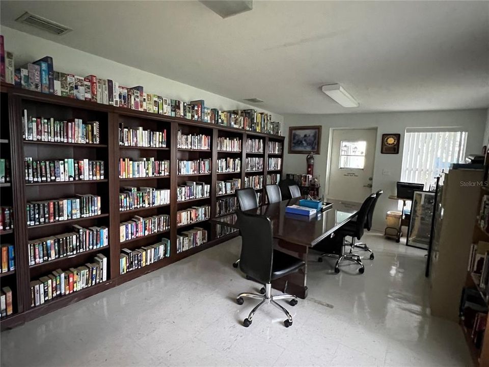 Active With Contract: $77,900 (1 beds, 1 baths, 540 Square Feet)