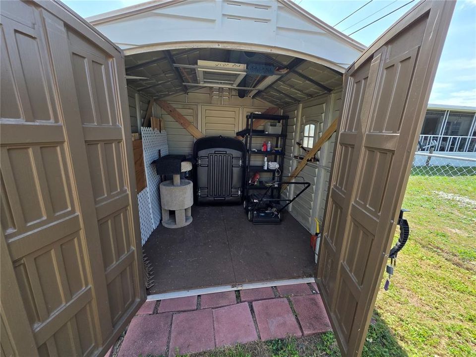 Active With Contract: $77,900 (1 beds, 1 baths, 540 Square Feet)