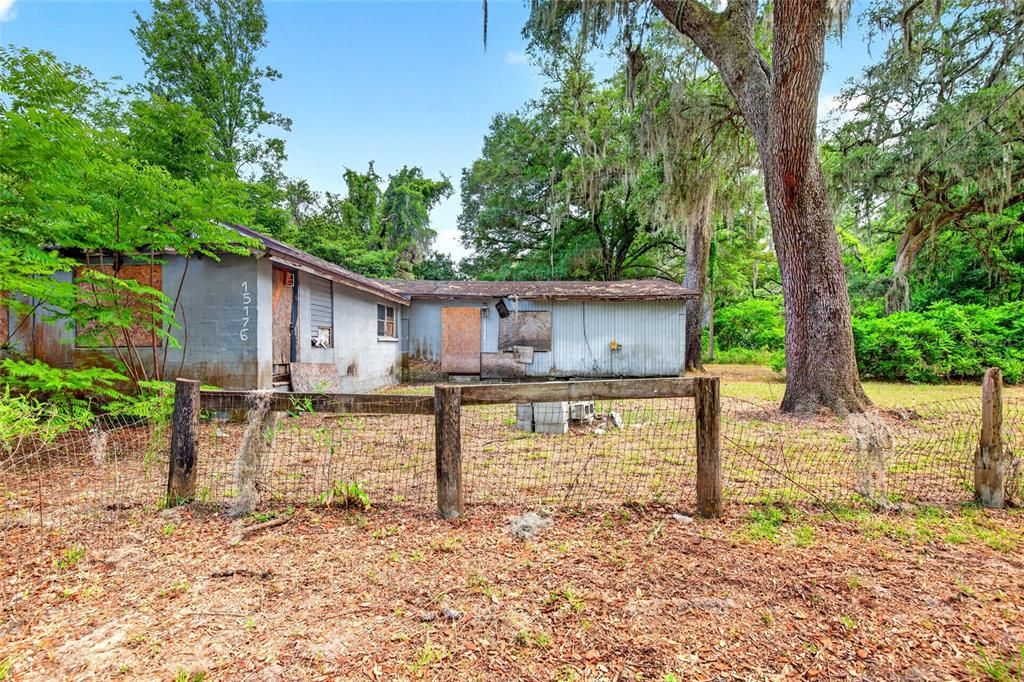 For Sale: $89,000 (3 beds, 1 baths, 1797 Square Feet)