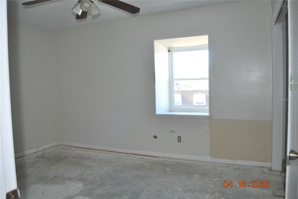 For Sale: $99,900 (2 beds, 1 baths, 1520 Square Feet)