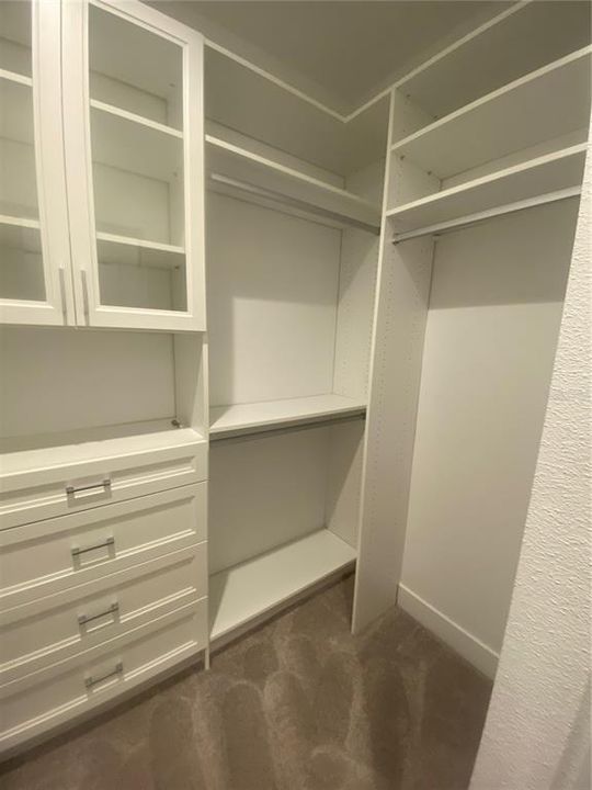 Active With Contract: $4,950 (3 beds, 3 baths, 2982 Square Feet)