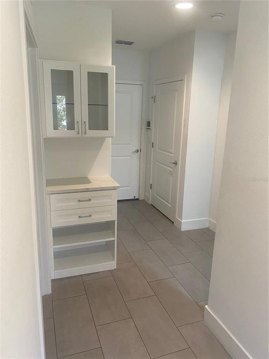 Active With Contract: $4,950 (3 beds, 3 baths, 2982 Square Feet)
