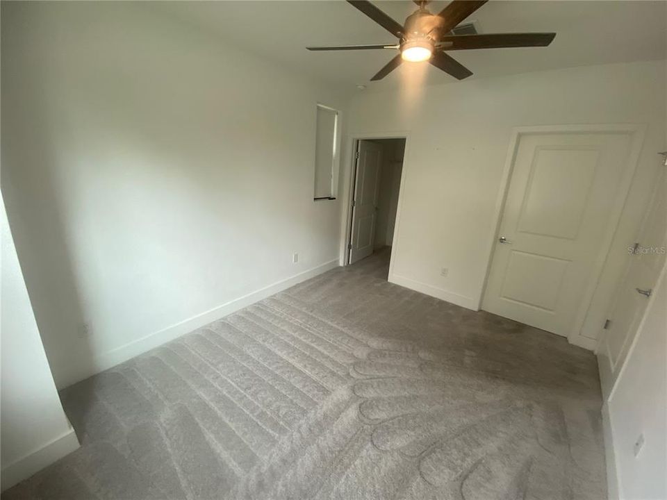Active With Contract: $4,950 (3 beds, 3 baths, 2982 Square Feet)