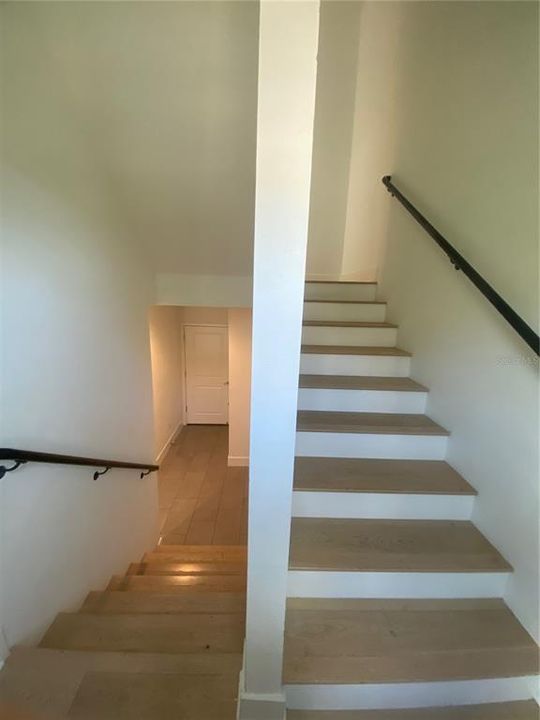 Active With Contract: $4,950 (3 beds, 3 baths, 2982 Square Feet)