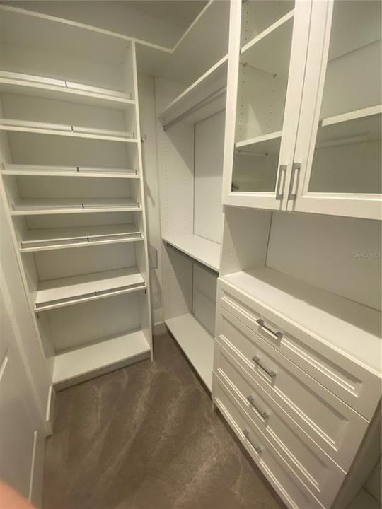 Active With Contract: $4,950 (3 beds, 3 baths, 2982 Square Feet)