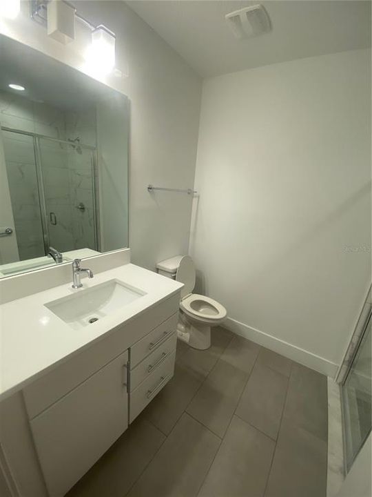 Active With Contract: $4,950 (3 beds, 3 baths, 2982 Square Feet)