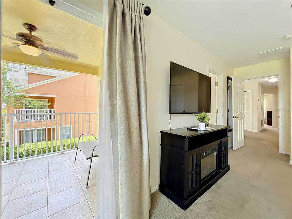 For Sale: $334,000 (4 beds, 2 baths, 1862 Square Feet)