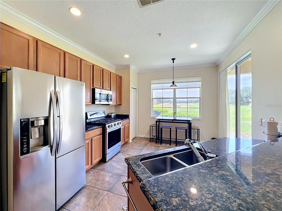 For Sale: $334,000 (4 beds, 2 baths, 1862 Square Feet)