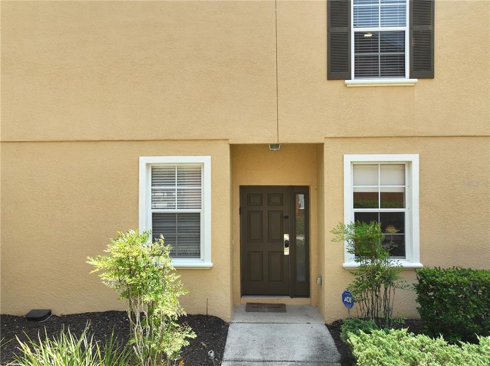 For Sale: $334,000 (4 beds, 2 baths, 1862 Square Feet)