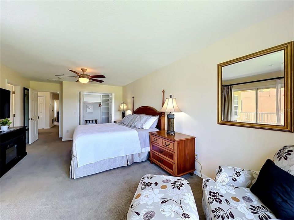For Sale: $334,000 (4 beds, 2 baths, 1862 Square Feet)
