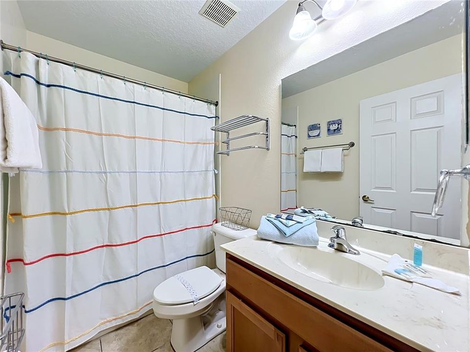 For Sale: $334,000 (4 beds, 2 baths, 1862 Square Feet)