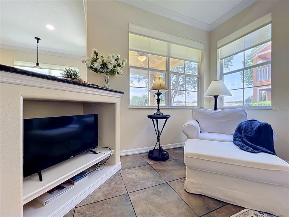 For Sale: $334,000 (4 beds, 2 baths, 1862 Square Feet)