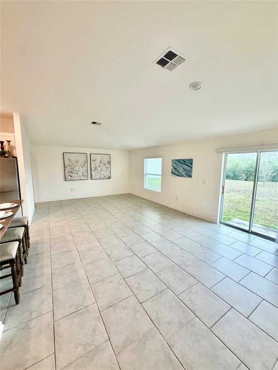 For Sale: $287,500 (3 beds, 2 baths, 1540 Square Feet)
