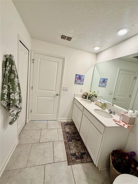 For Sale: $287,500 (3 beds, 2 baths, 1540 Square Feet)