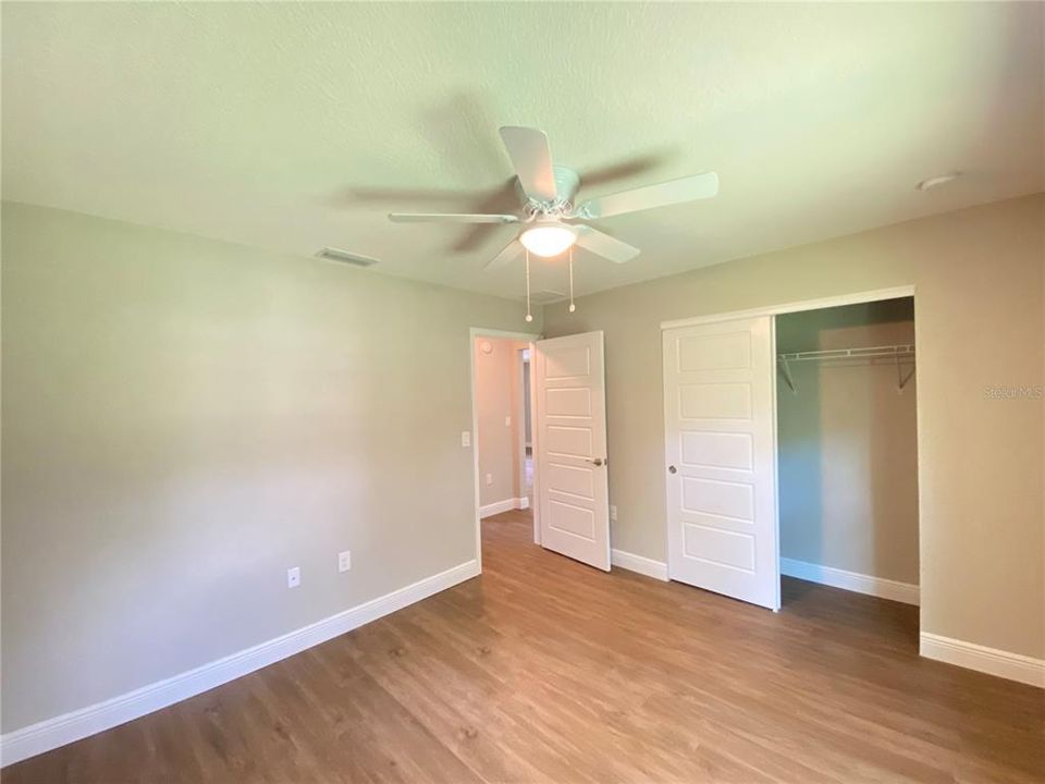 В аренду: $1,795 (3 спален, 2 ванн, 1511 Квадратных фут)