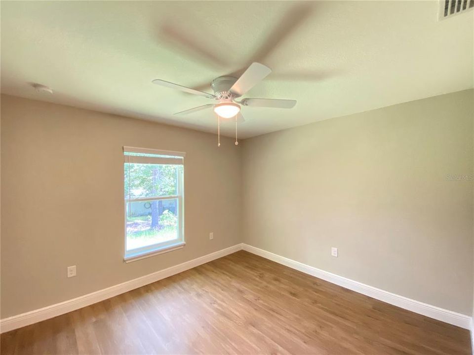 В аренду: $1,795 (3 спален, 2 ванн, 1511 Квадратных фут)