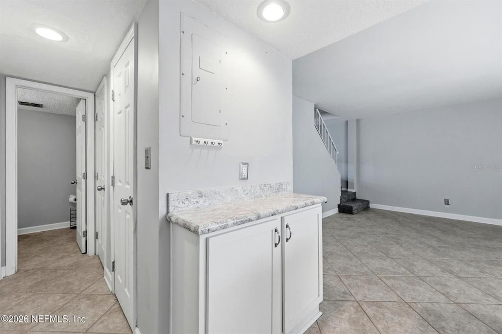 For Sale: $229,400 (3 beds, 2 baths, 1820 Square Feet)
