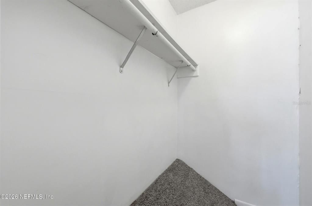 For Sale: $229,400 (3 beds, 2 baths, 1820 Square Feet)