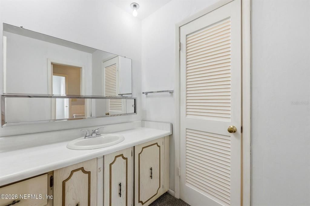 For Sale: $229,400 (3 beds, 2 baths, 1820 Square Feet)