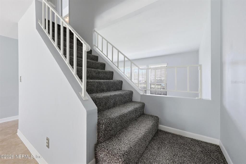 For Sale: $229,400 (3 beds, 2 baths, 1820 Square Feet)