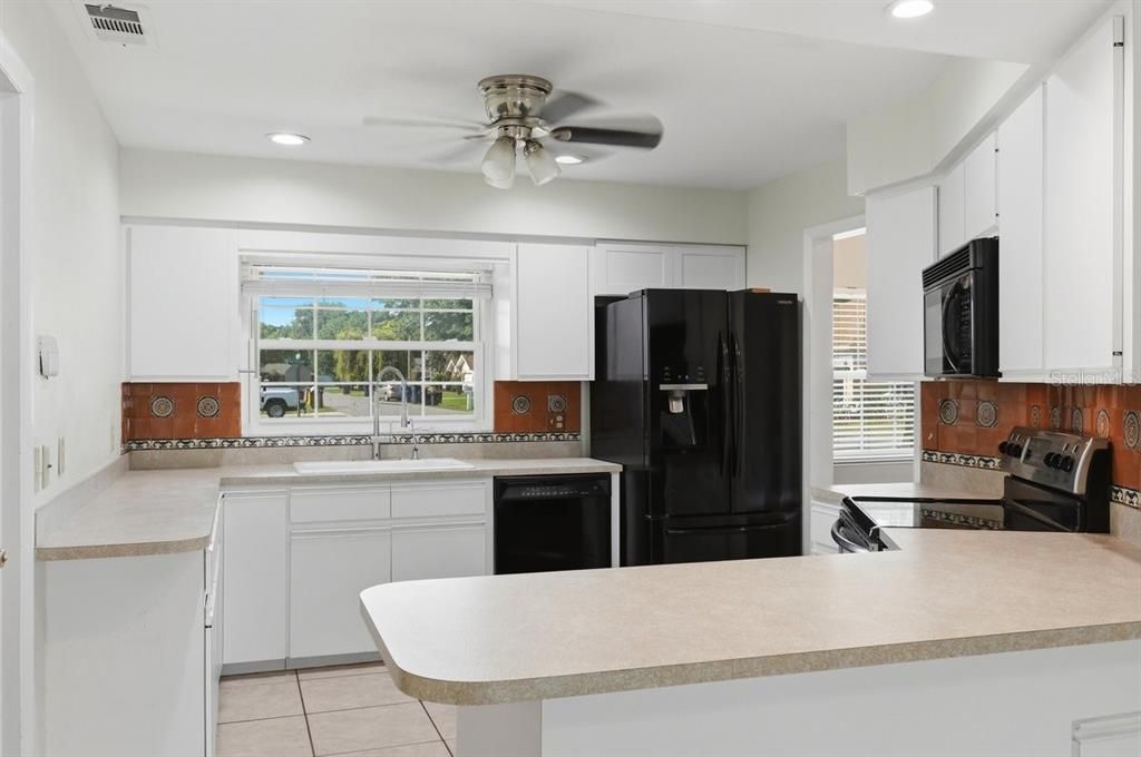 For Sale: $339,000 (3 beds, 2 baths, 1771 Square Feet)