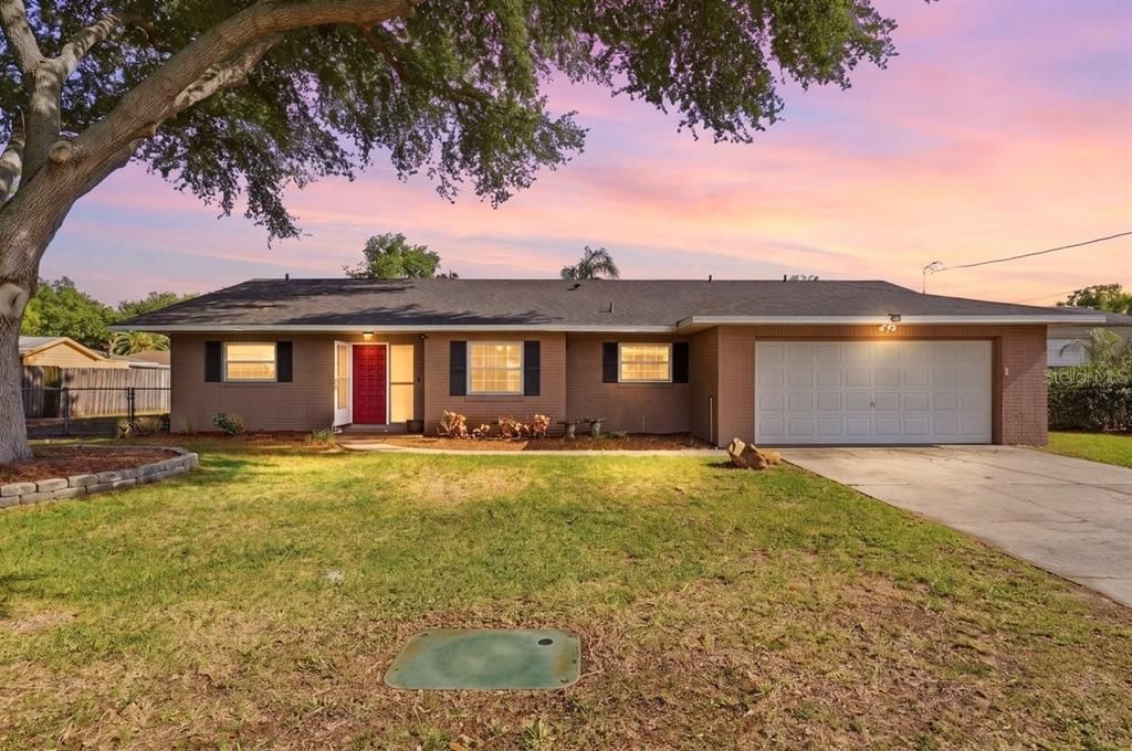 For Sale: $339,000 (3 beds, 2 baths, 1771 Square Feet)
