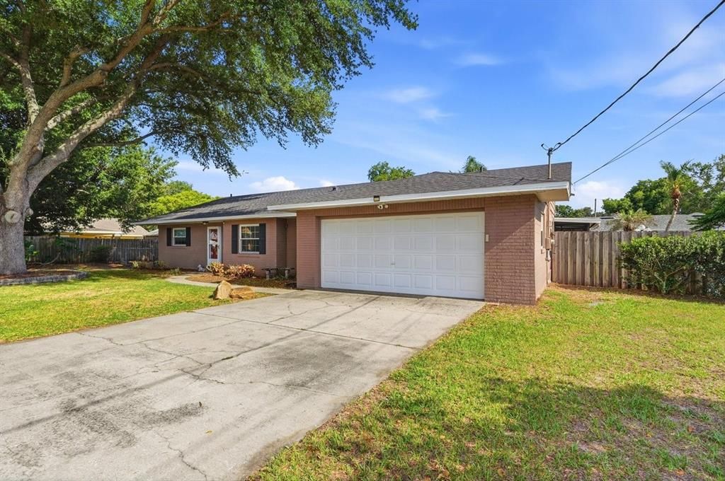 For Sale: $339,000 (3 beds, 2 baths, 1771 Square Feet)
