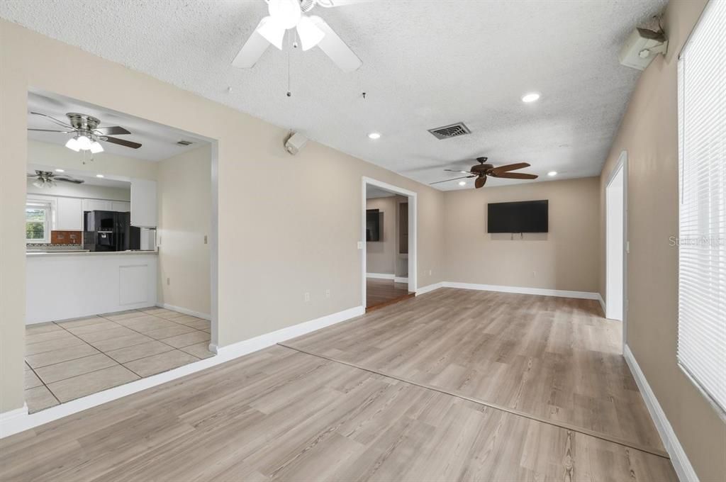 For Sale: $339,000 (3 beds, 2 baths, 1771 Square Feet)