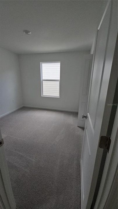 For Rent: $2,150 (5 beds, 2 baths, 2112 Square Feet)
