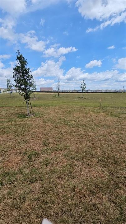 For Rent: $2,150 (5 beds, 2 baths, 2112 Square Feet)