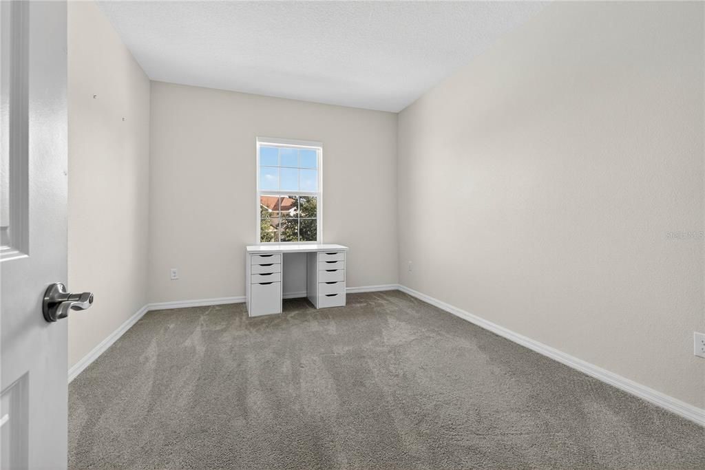 For Sale: $407,900 (3 beds, 2 baths, 1816 Square Feet)