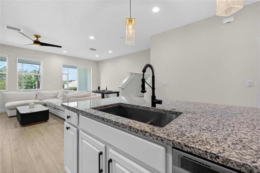 For Sale: $407,900 (3 beds, 2 baths, 1816 Square Feet)