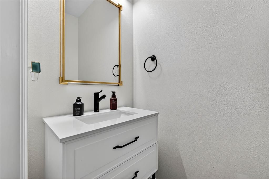 For Sale: $407,900 (3 beds, 2 baths, 1816 Square Feet)