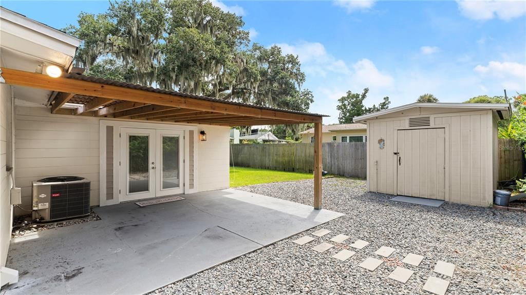 For Sale: $299,900 (4 beds, 1 baths, 1781 Square Feet)