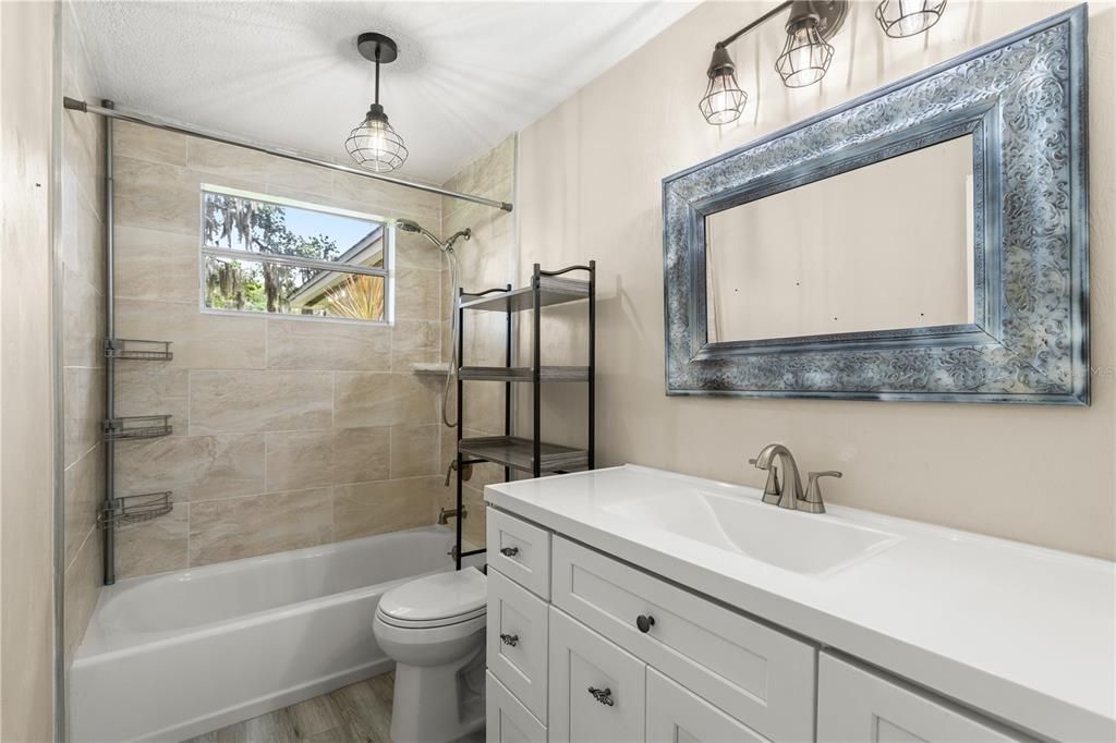 For Sale: $299,900 (4 beds, 1 baths, 1781 Square Feet)