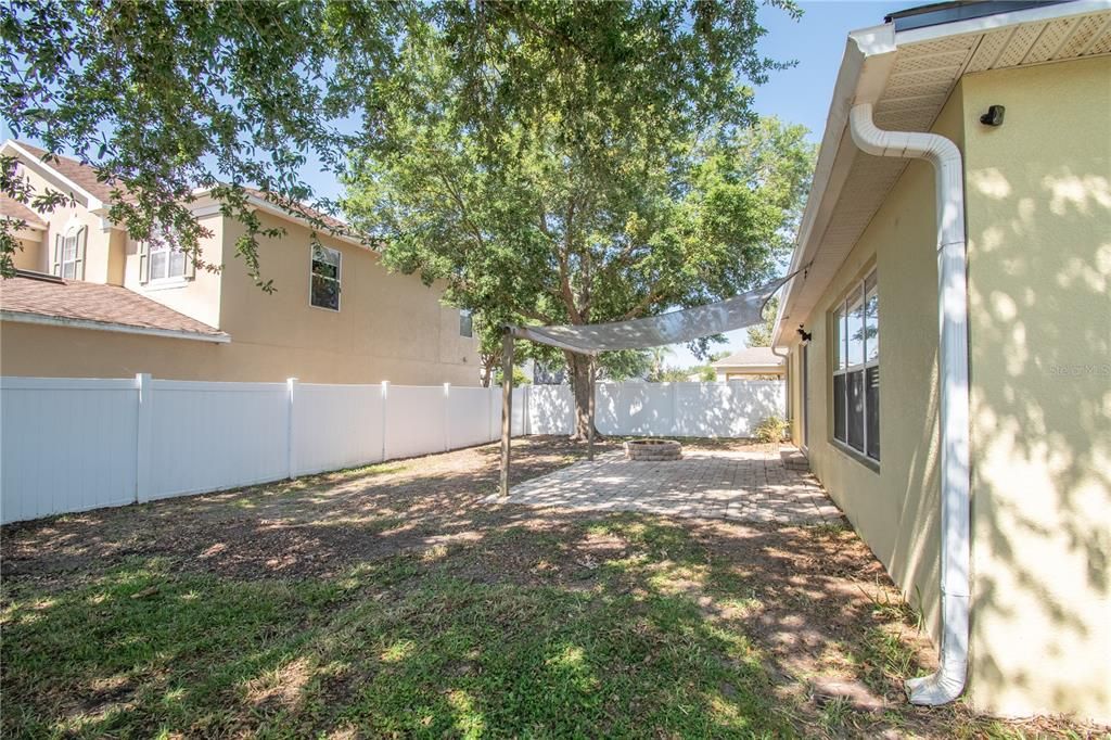 En Venta: $425,000 (3 camas, 2 baños, 1920 Pies cuadrados)
