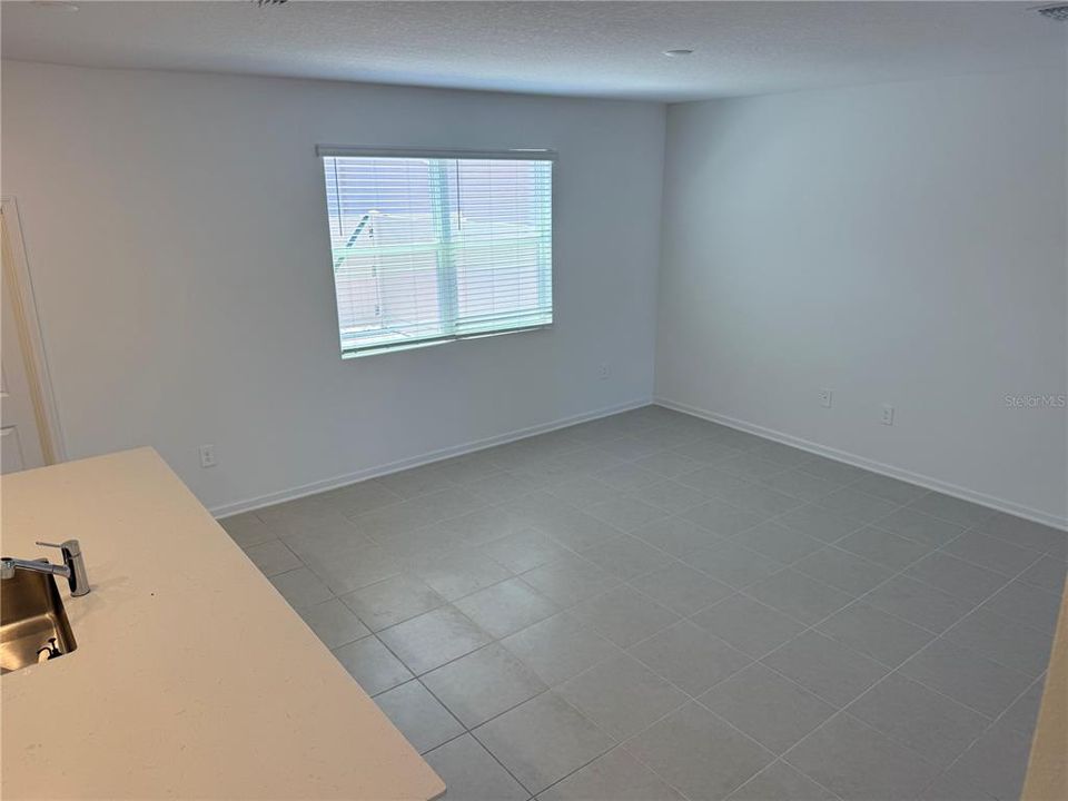 Active With Contract: $2,500 (4 beds, 2 baths, 2000 Square Feet)