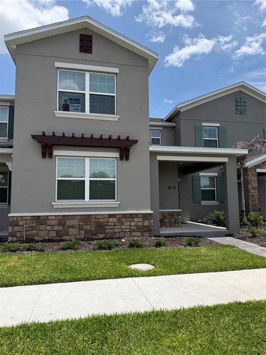 Active With Contract: $2,500 (4 beds, 2 baths, 2000 Square Feet)