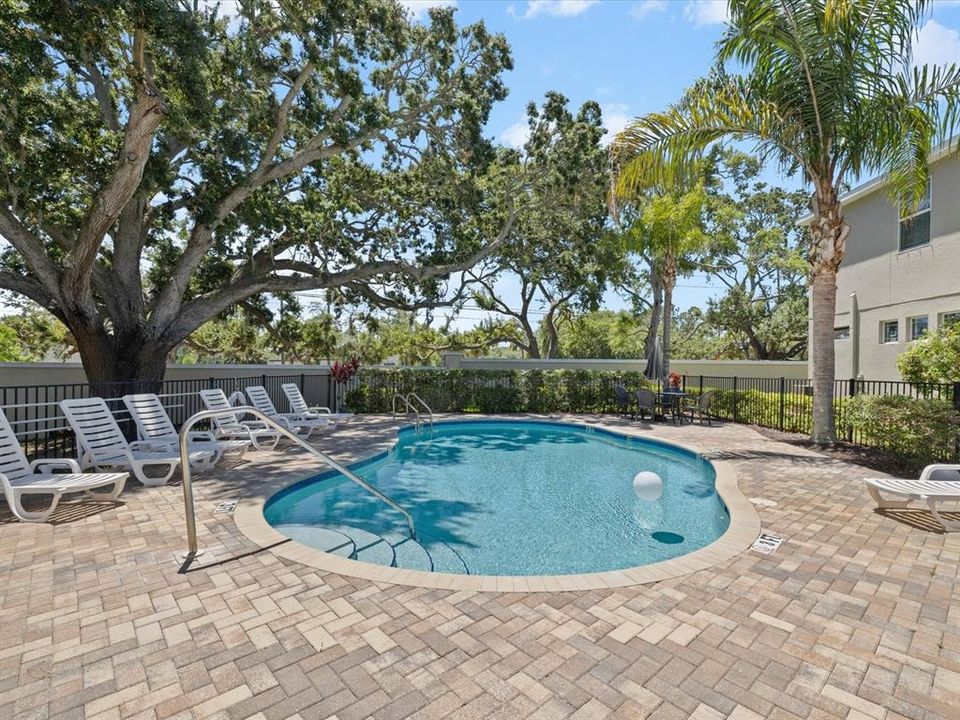 For Sale: $399,000 (3 beds, 2 baths, 1840 Square Feet)