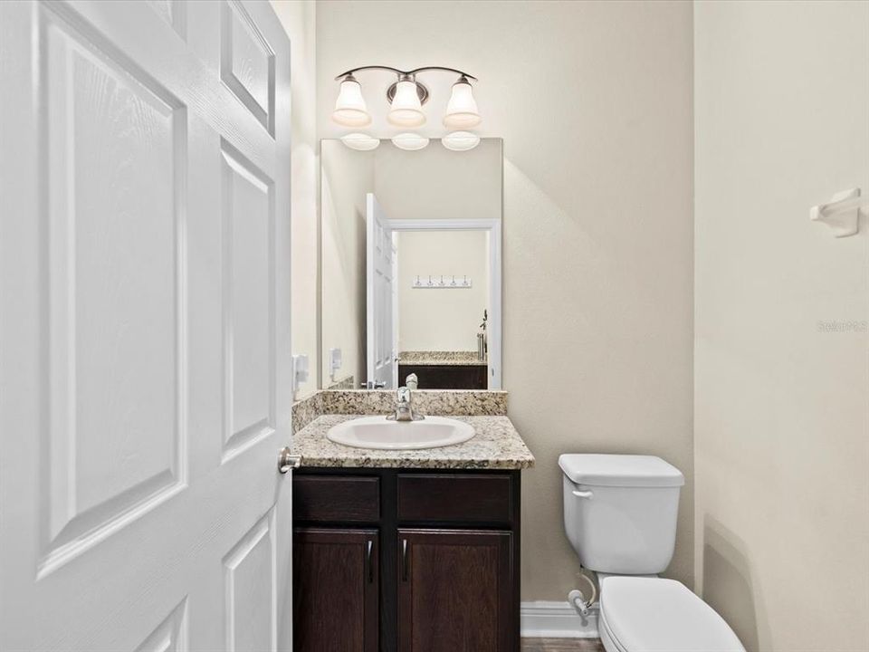 For Sale: $399,000 (3 beds, 2 baths, 1840 Square Feet)