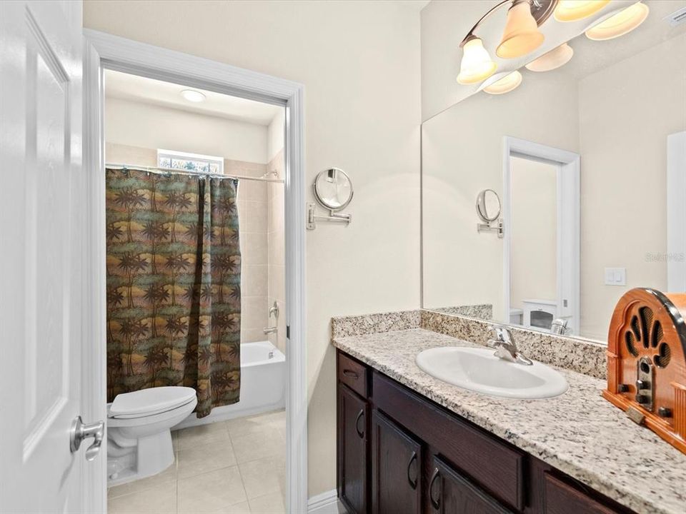 For Sale: $399,000 (3 beds, 2 baths, 1840 Square Feet)