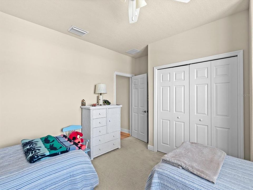 For Sale: $399,000 (3 beds, 2 baths, 1840 Square Feet)