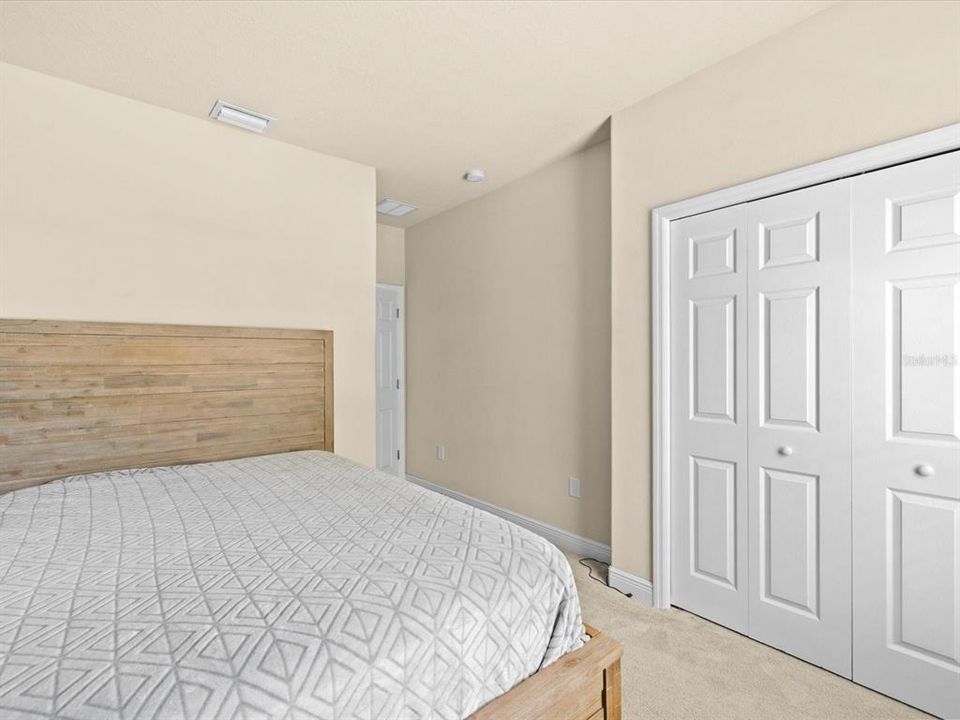 For Sale: $399,000 (3 beds, 2 baths, 1840 Square Feet)