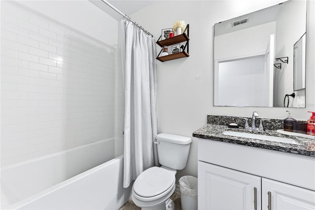 En Venta: $380,000 (4 camas, 2 baños, 1893 Pies cuadrados)