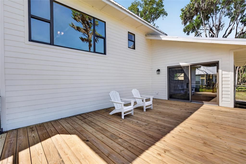 For Sale: $1,349,000 (4 beds, 3 baths, 2762 Square Feet)