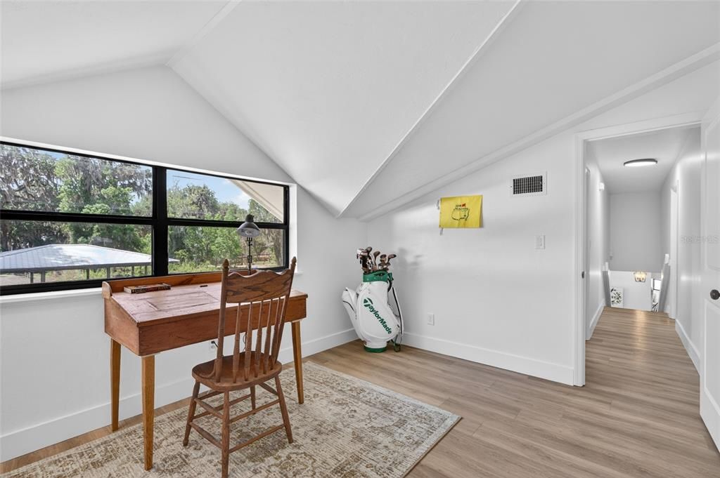 For Sale: $1,349,000 (4 beds, 3 baths, 2762 Square Feet)