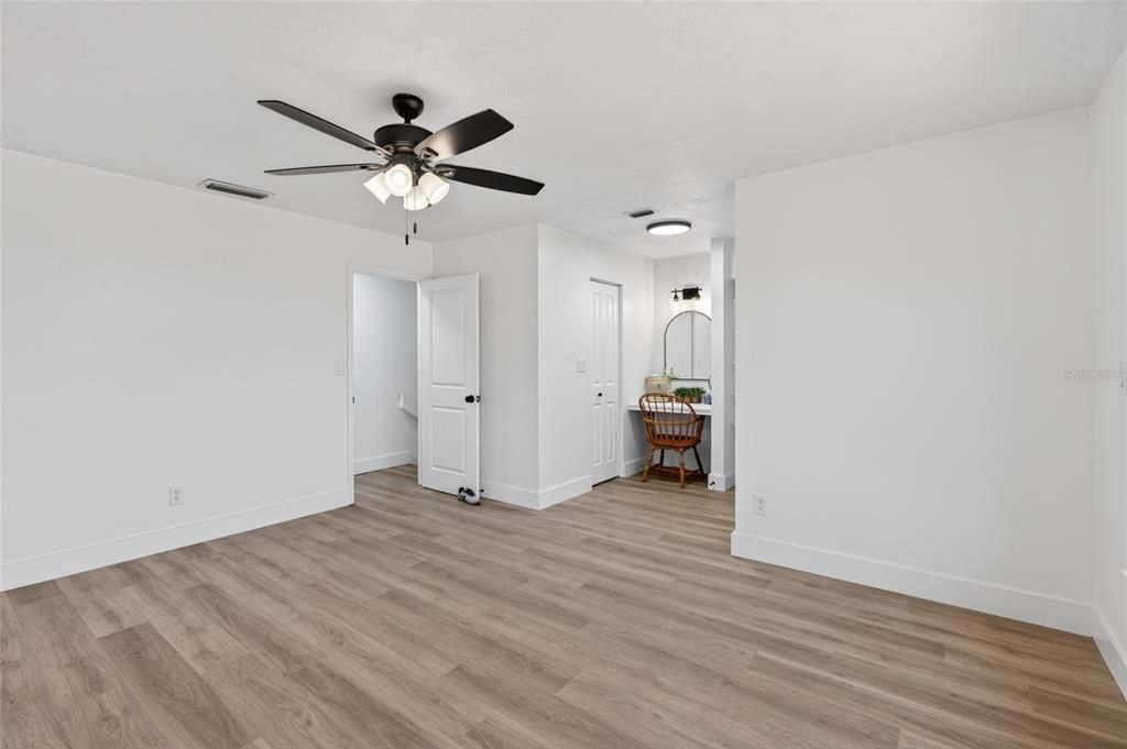 For Sale: $1,349,000 (4 beds, 3 baths, 2762 Square Feet)