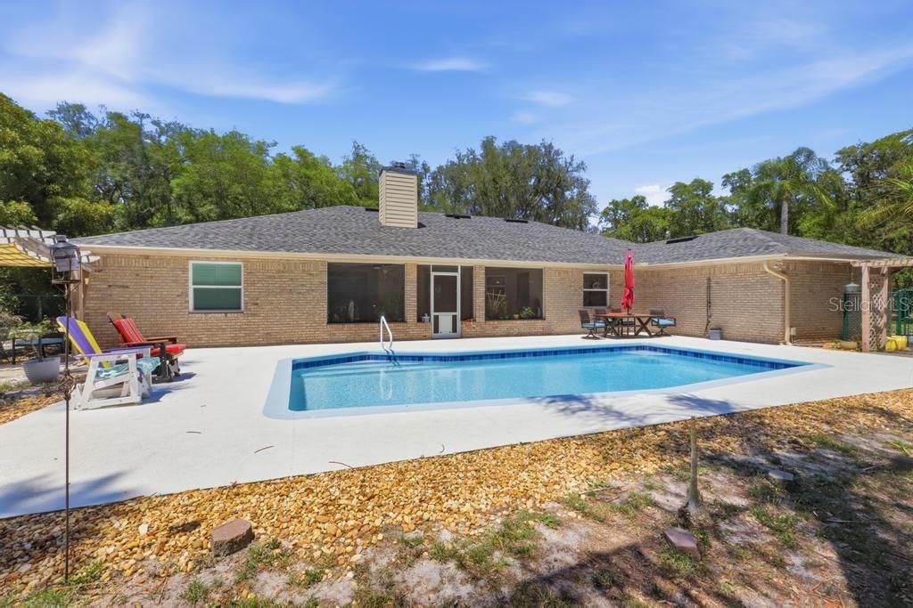 For Sale: $720,000 (3 beds, 2 baths, 2662 Square Feet)