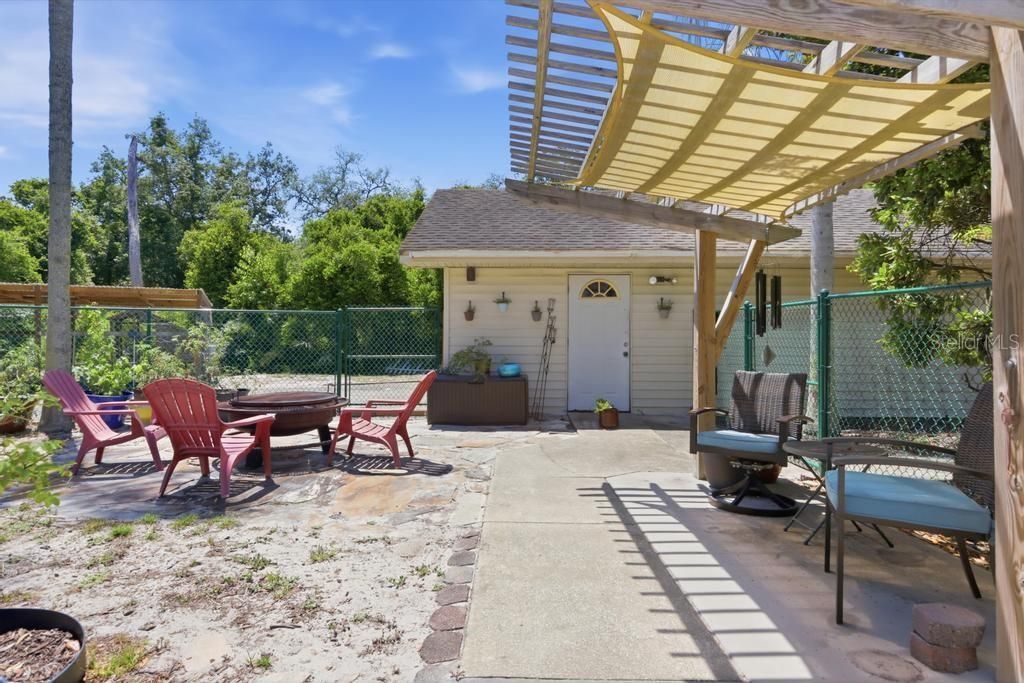 For Sale: $720,000 (3 beds, 2 baths, 2662 Square Feet)