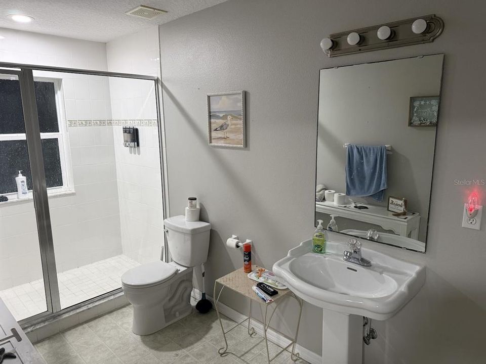 For Sale: $1,095,000 (4 beds, 3 baths, 2909 Square Feet)